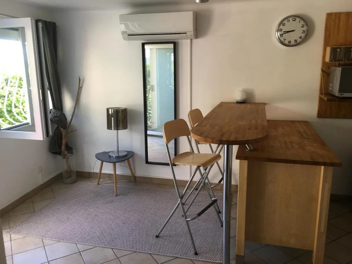 T2 De La Bastide Rouge Vue Exceptionnelle Villa Aix-en-Provence 0*,  France